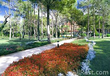 Renaissance Antalya Beach Resort & Spa 3